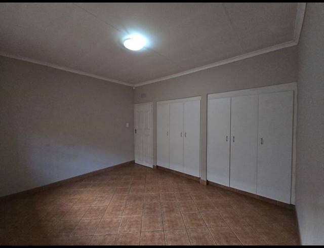 3 BEDROOM PROPERTY TO RENT IN GREENHILLS